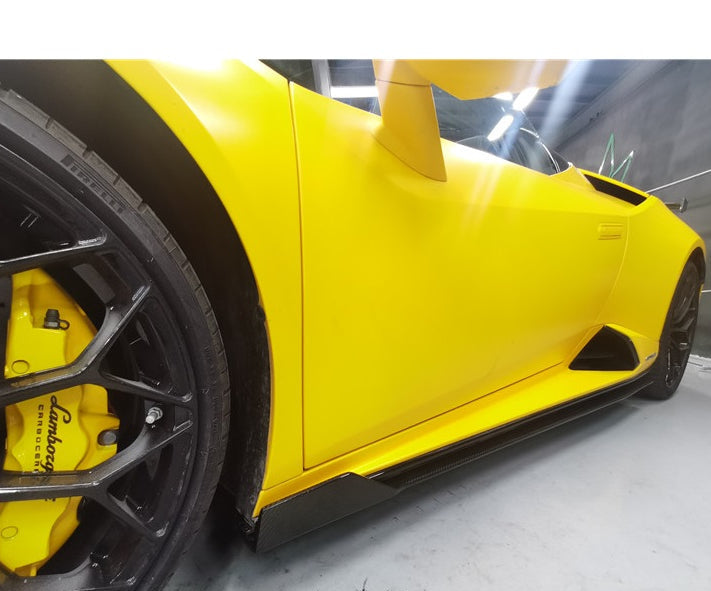 Dry Carbon Fiber Side Skirt for Lamborghini Huracan EVO
