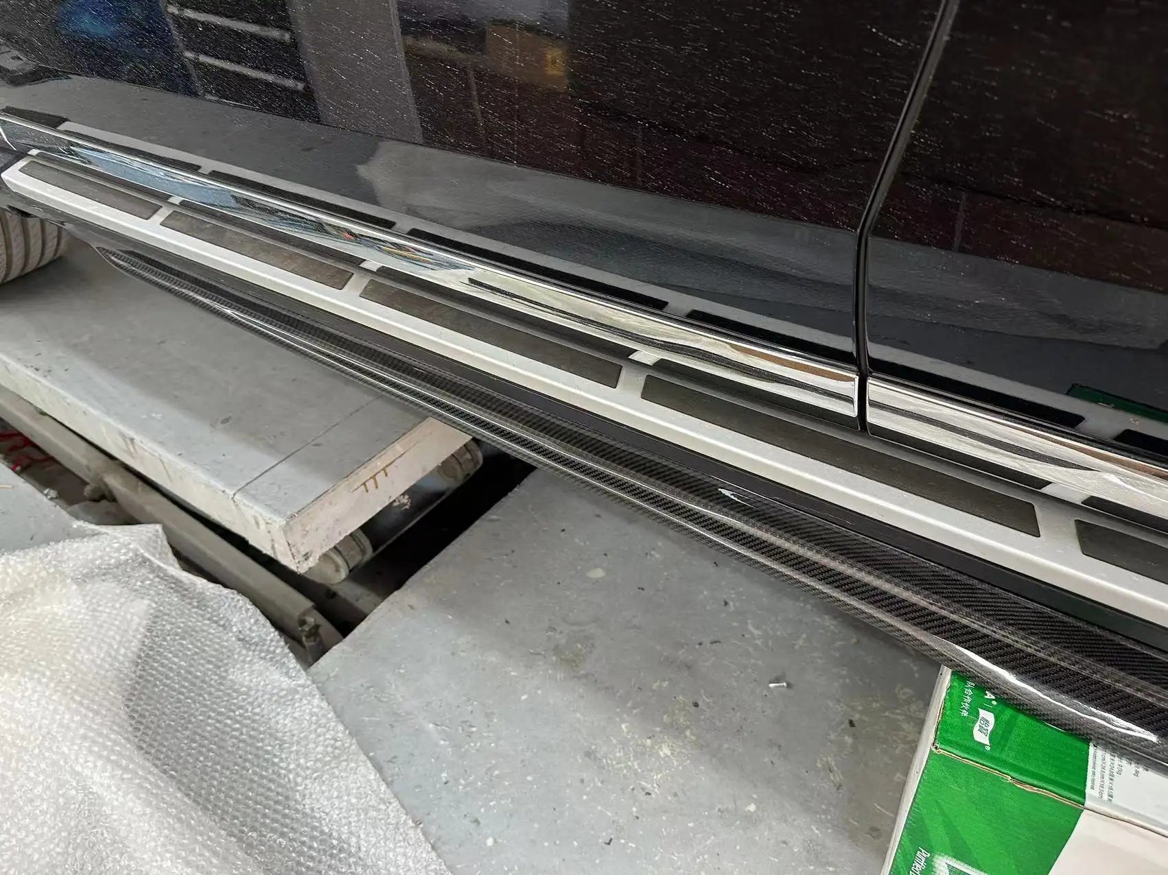 Carbon Fiber Side Skirt - BMW X7 G07