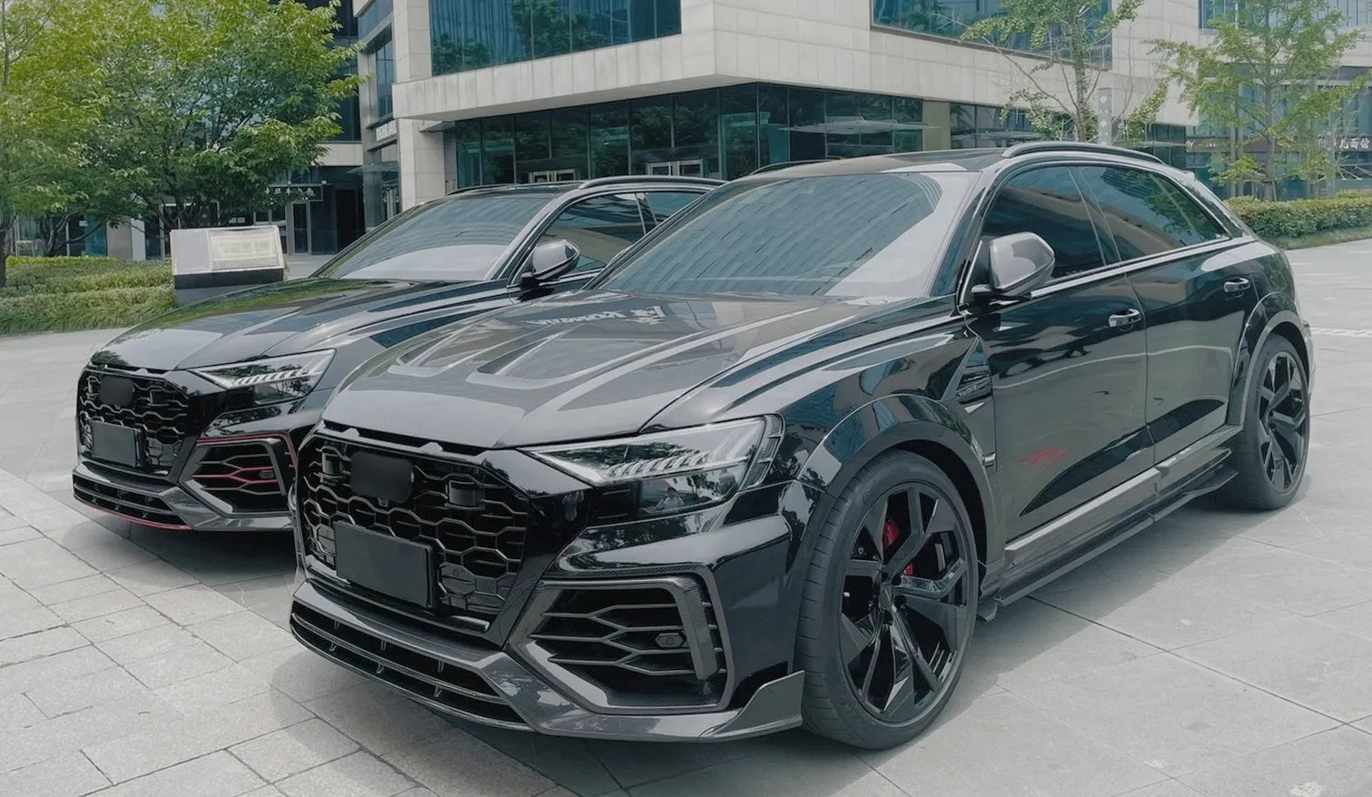 Prepreg Carbon Fiber Vented Hood Bonnet - Audi Q8/ SQ8/ RSQ8 2018-2022