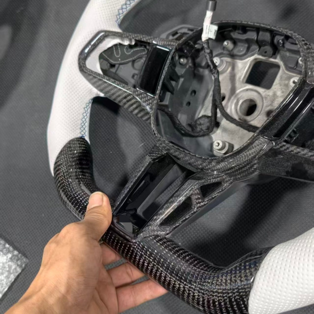 Carbon Fiber Steering Wheel for BMW M5 2024-2026 2 5 7series X1 X2 X3 M5 U06 U10 U11 G45 G60 G61 G70 G90 G99