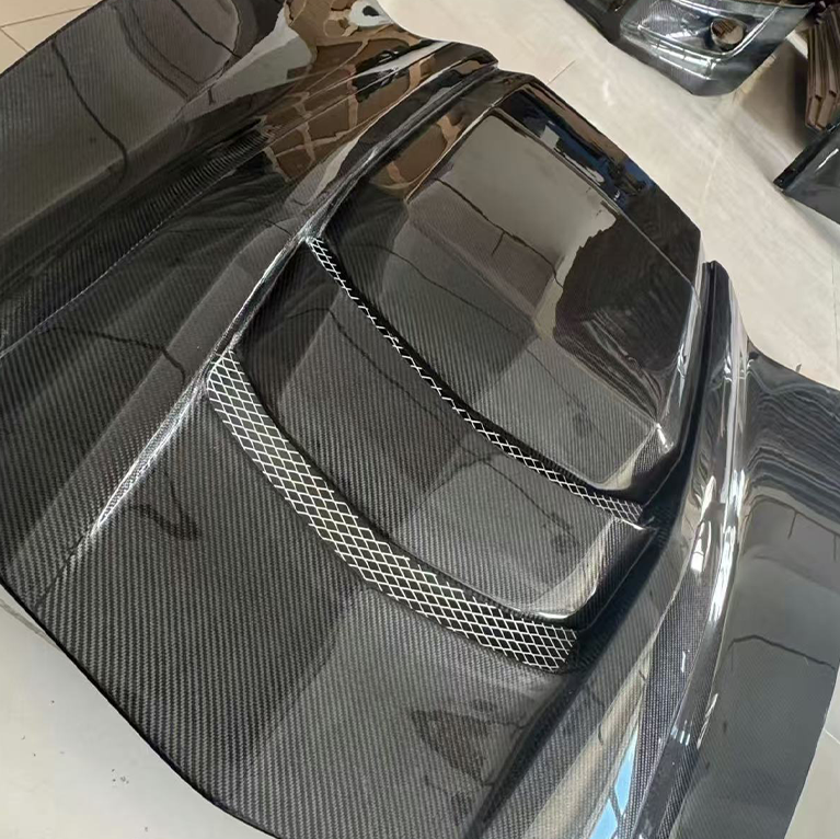 Carbon Fiber Vented Hood V2 - Chevrolet Corvette C7 2014-2019