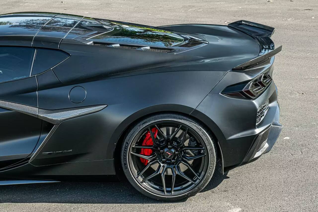 Carbon Fiber Rear OE Style Trunk Spoiler - Chevrolet Corvette C8 Z06 ERAY 2020-2025