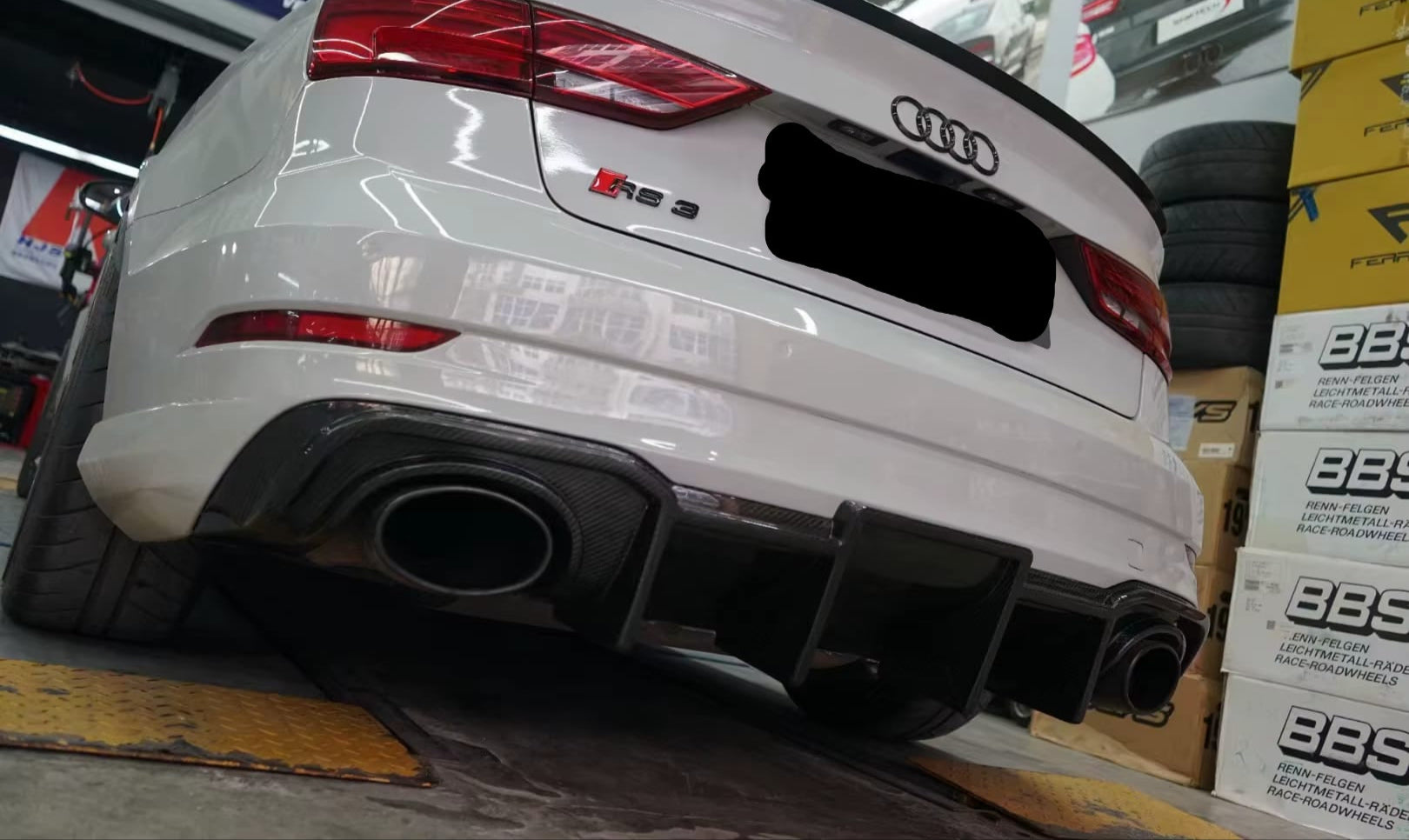Carbon Fiber Rear Diffuser V2 - AUDI RS3 Sedan 2017-2019