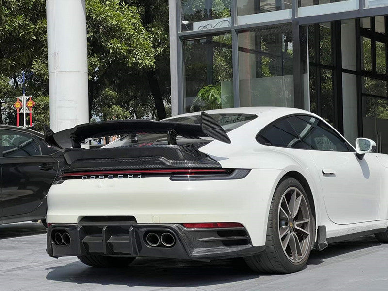 Prepreg Carbon Fiber BS Rear Diffuser - Porsche 911 992