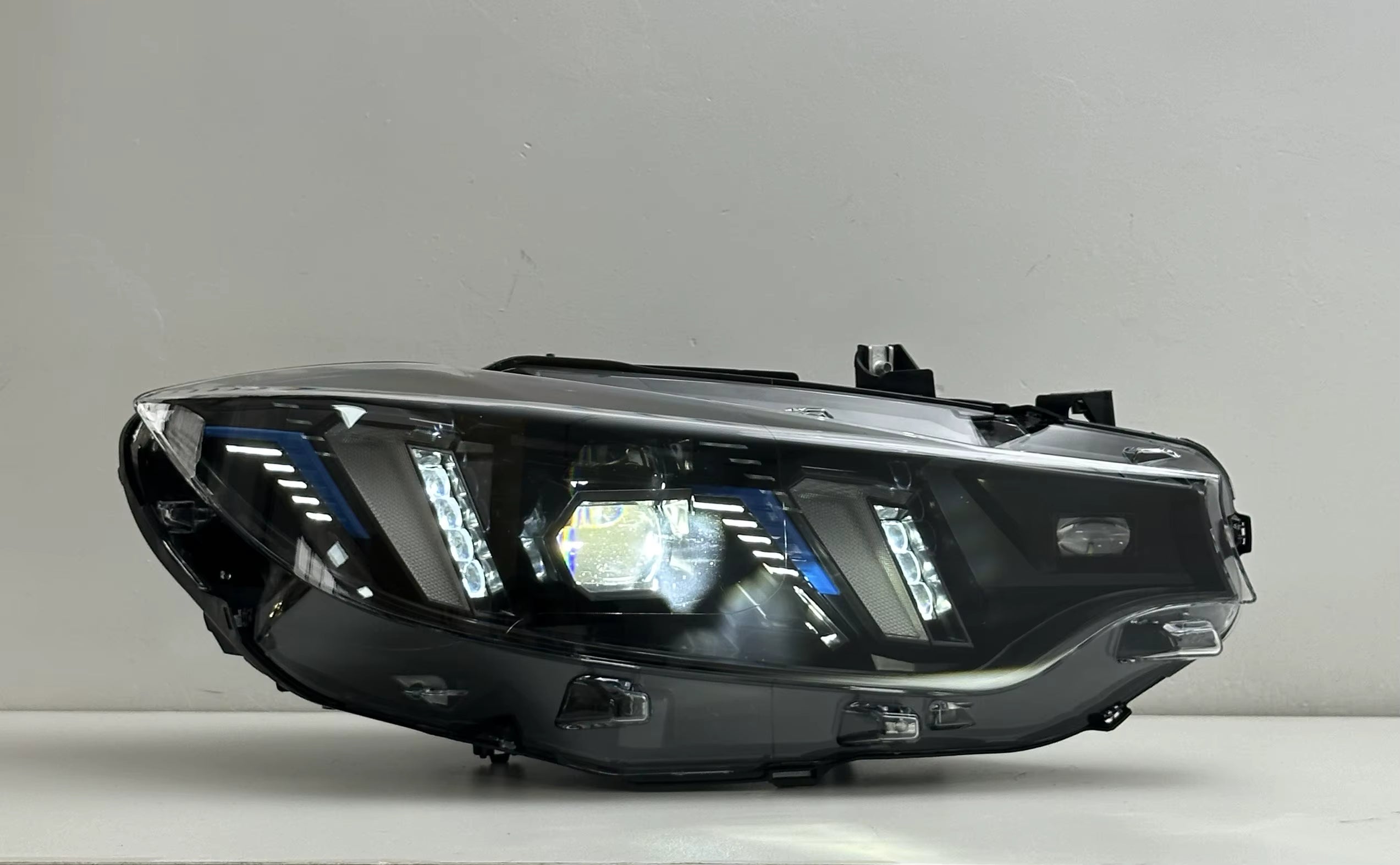 LED Switchable Yellow/White Snake Eye Style Headlights Replacement Set - BMW 4 Series F32 M3 F80 M4 F82 Headlights 2013-2019