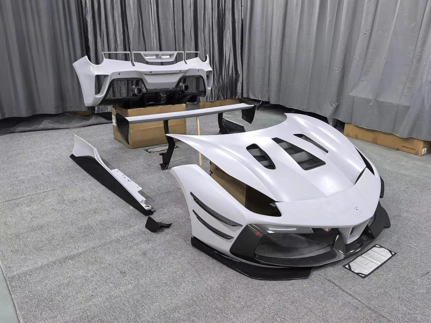 Prepreg Carbon Fiber Aerodynamic EVO Style Body Kit - Ferrari 488