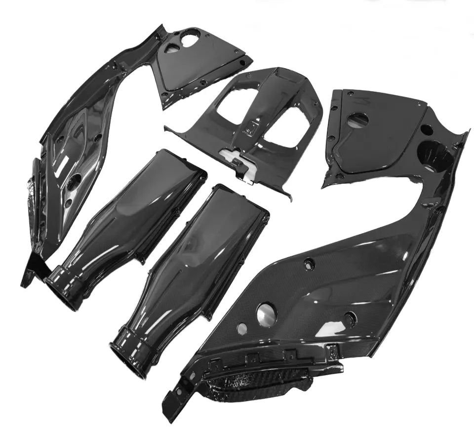 Dry Carbon Fiber Engine Interior Kit - Ferrari 812