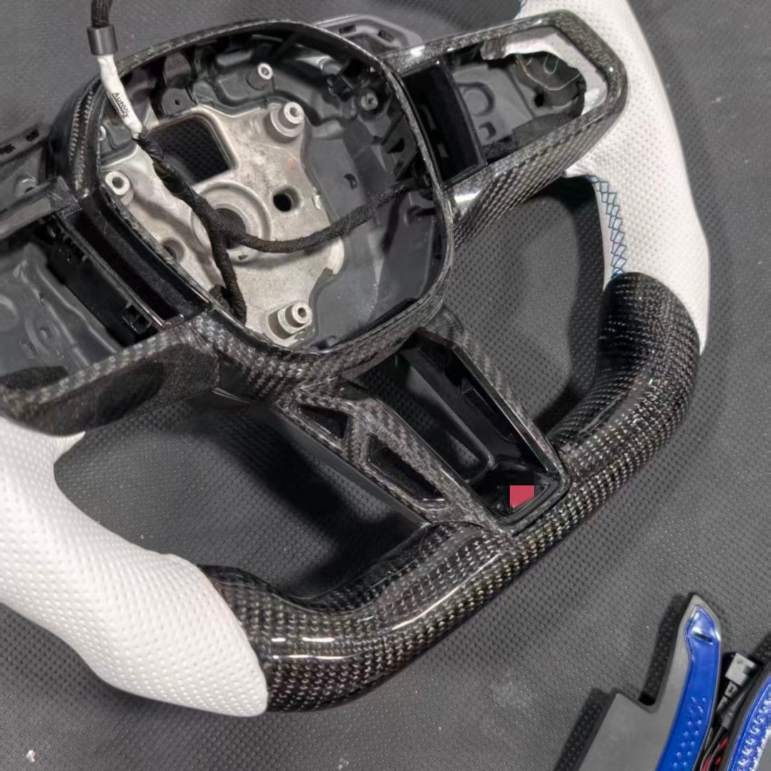 Carbon Fiber Steering Wheel for BMW M5 2024-2026 2 5 7series X1 X2 X3 M5 U06 U10 U11 G45 G60 G61 G70 G90 G99