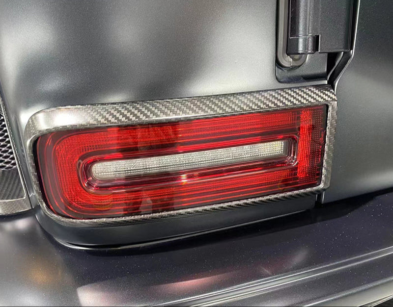 Carbon Fiber Tail Light Trim Cover - Mercedes w464 G Wagon G63