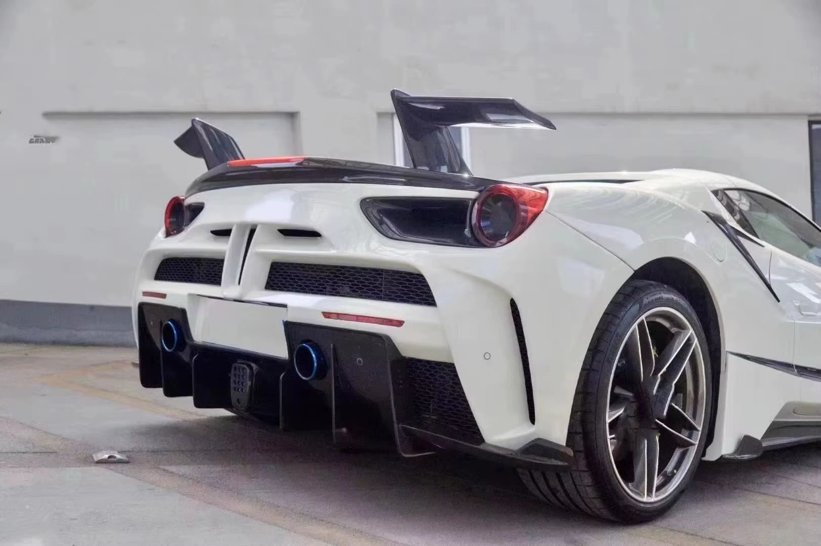 Carbon Fiber Rear Aero Wing - Ferrari 488