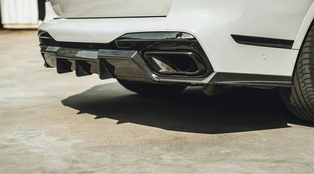 Carbon Fiber FD Style Rear diffuser - BMW X7 G07