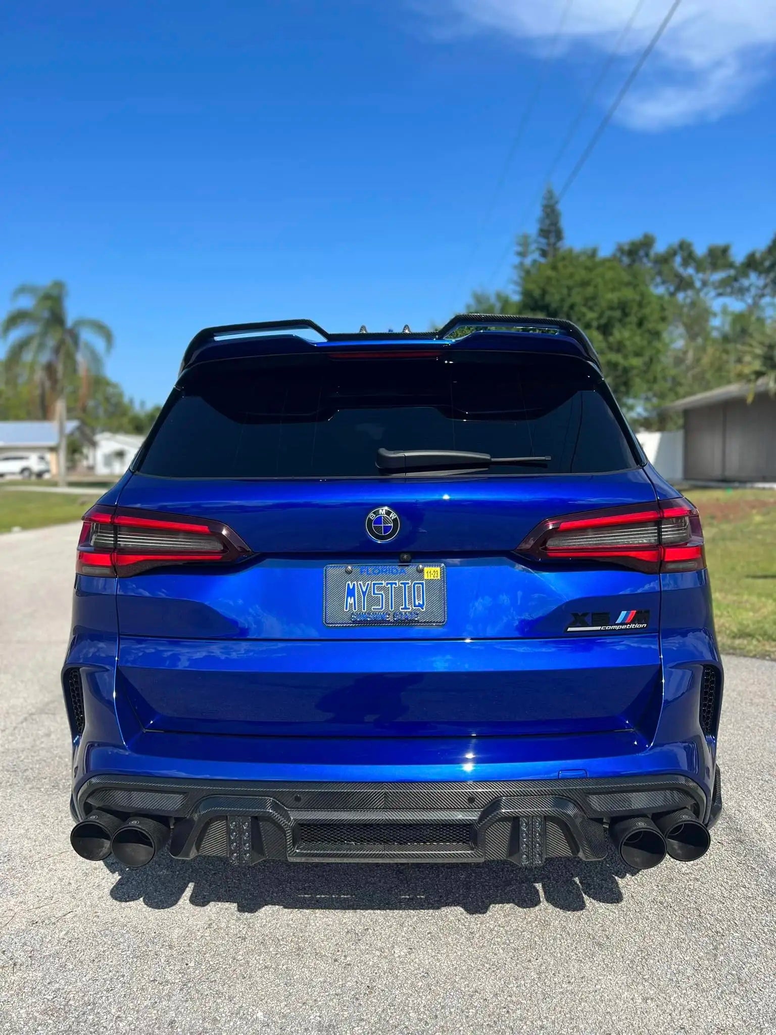 Prepreg Carbon Fiber Rear diffuser w/ LED - BMW X5M X6M