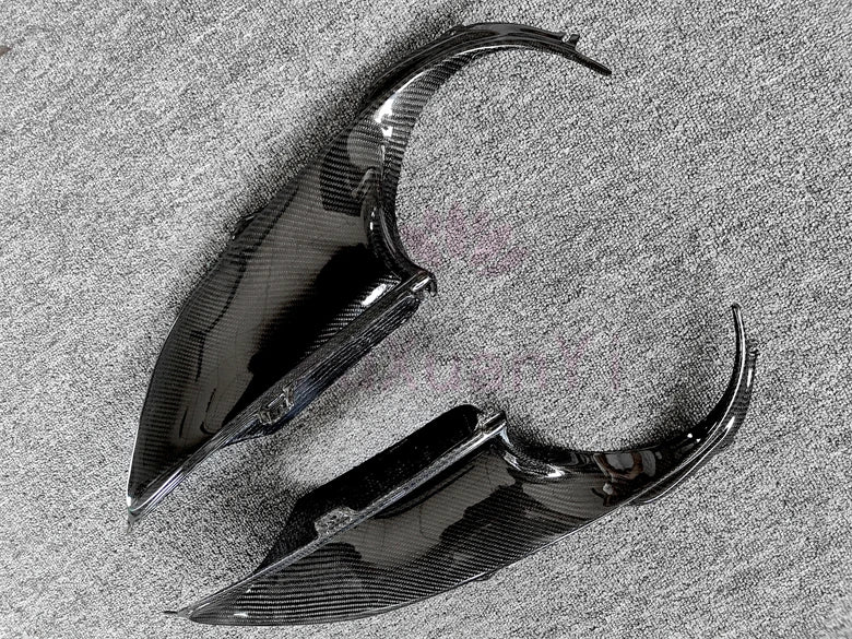 N style Carbon Fiber Rear Fog Tail Light Surround Cover - 488 GTB Spider