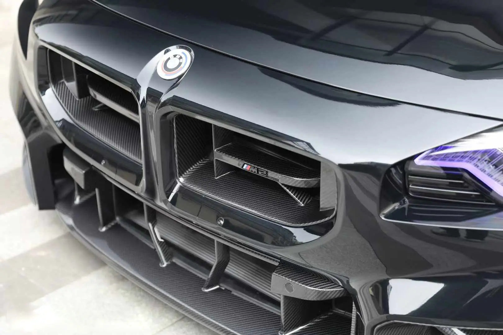 Dry Carbon Fiber CS Style Front Grille - BMW G87 M2