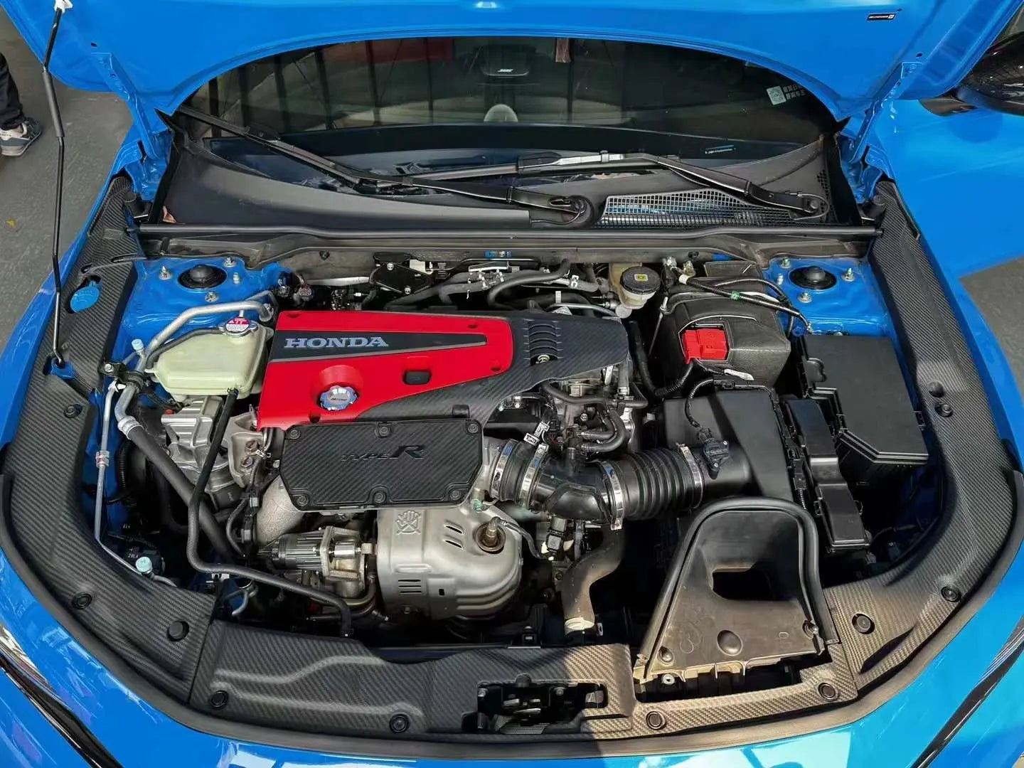 Carbon Fiber Engine Bay Cooling Plate Kit - 2023-2024 Honda Civic Type R FL5