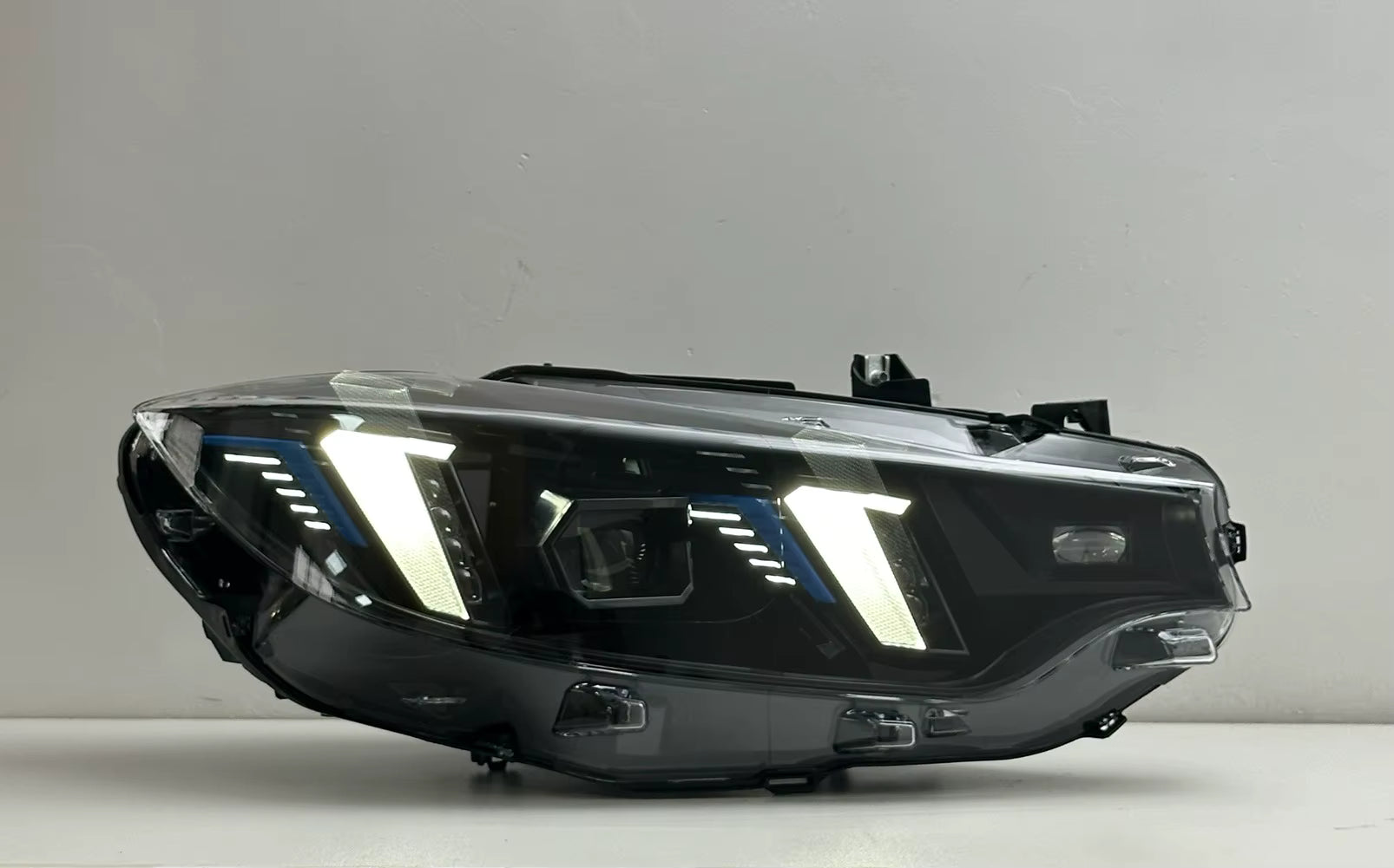 LED Switchable Yellow/White Snake Eye Style Headlights Replacement Set - BMW 4 Series F32 M3 F80 M4 F82 Headlights 2013-2019