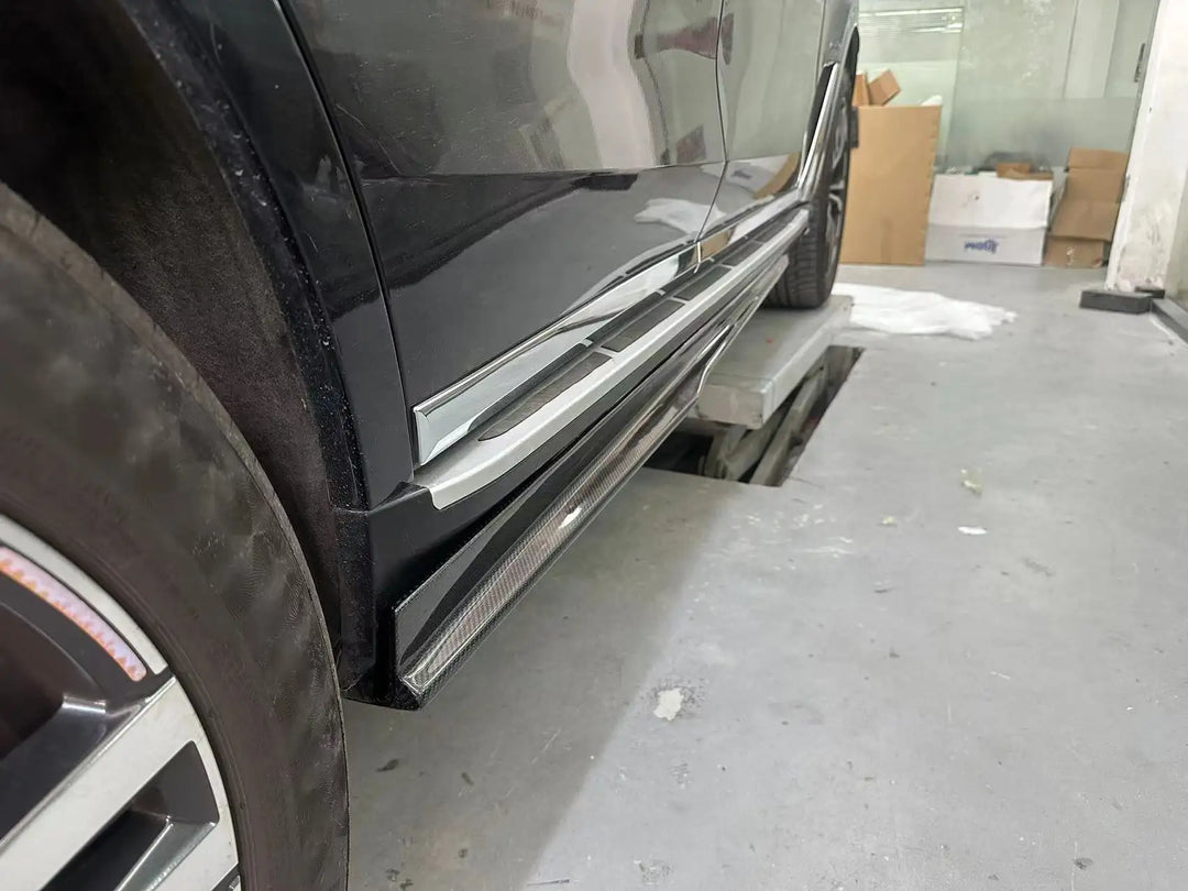 Carbon Fiber Side Skirt - BMW X7 G07