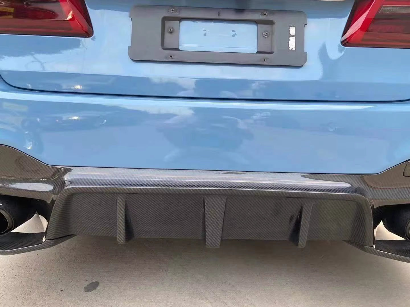 3D Style Carbon Fiber Rear Diffuser - BMW F90 M5
