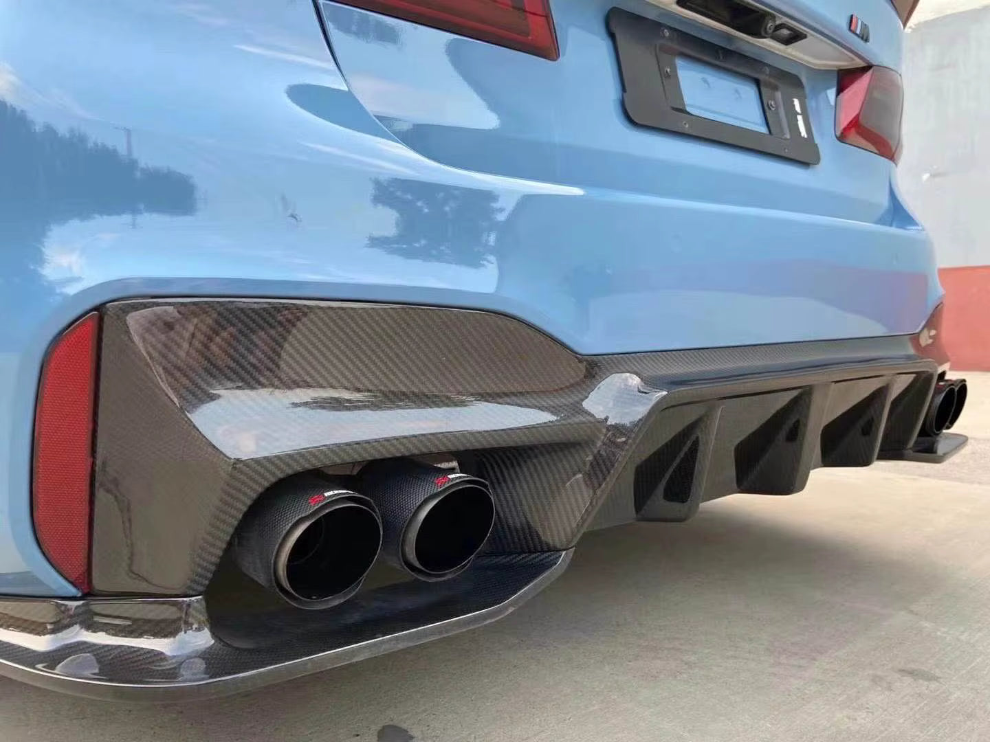 3D Style Carbon Fiber Rear Diffuser - BMW F90 M5