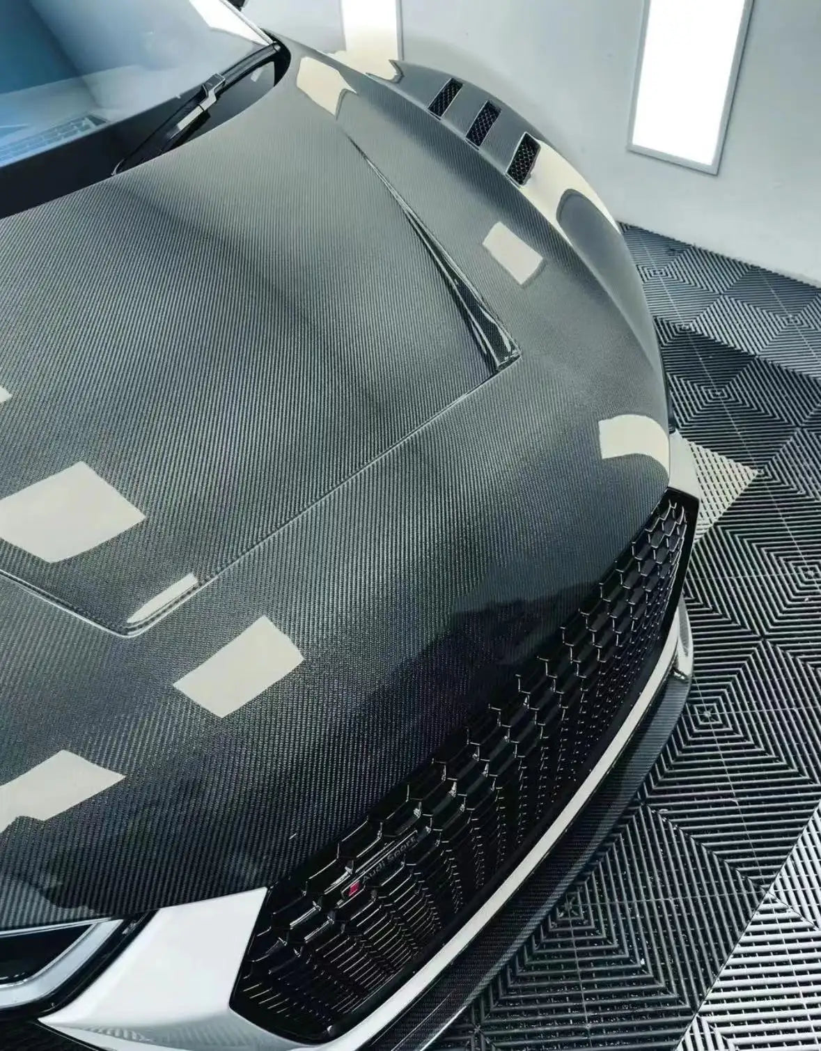 Carbon Fiber Vented Front Hood - Audi R8 Gen 2