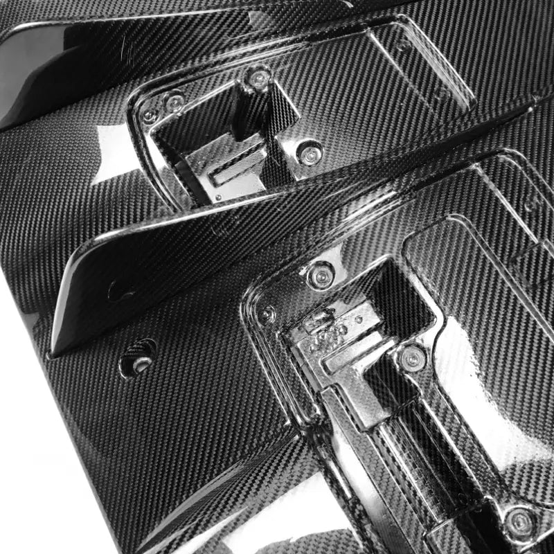 N style Carbon Fiber Rear Diffuser - Ferrari 488/ GTB / Spyder
