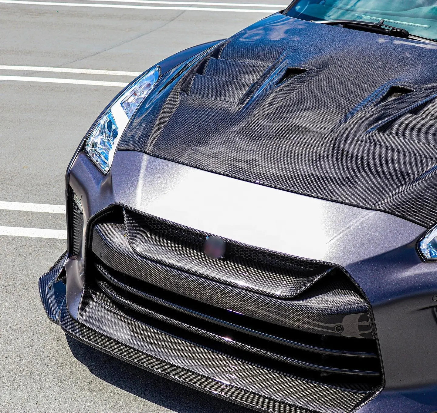 Top Secret Style Half Carbon Front Bumper - Nissan GT R35