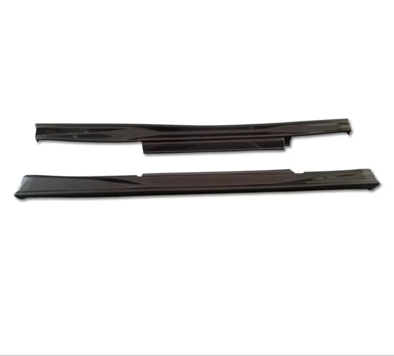 Carbon Fiber Side Skirt V2 - Nissan GTR R35