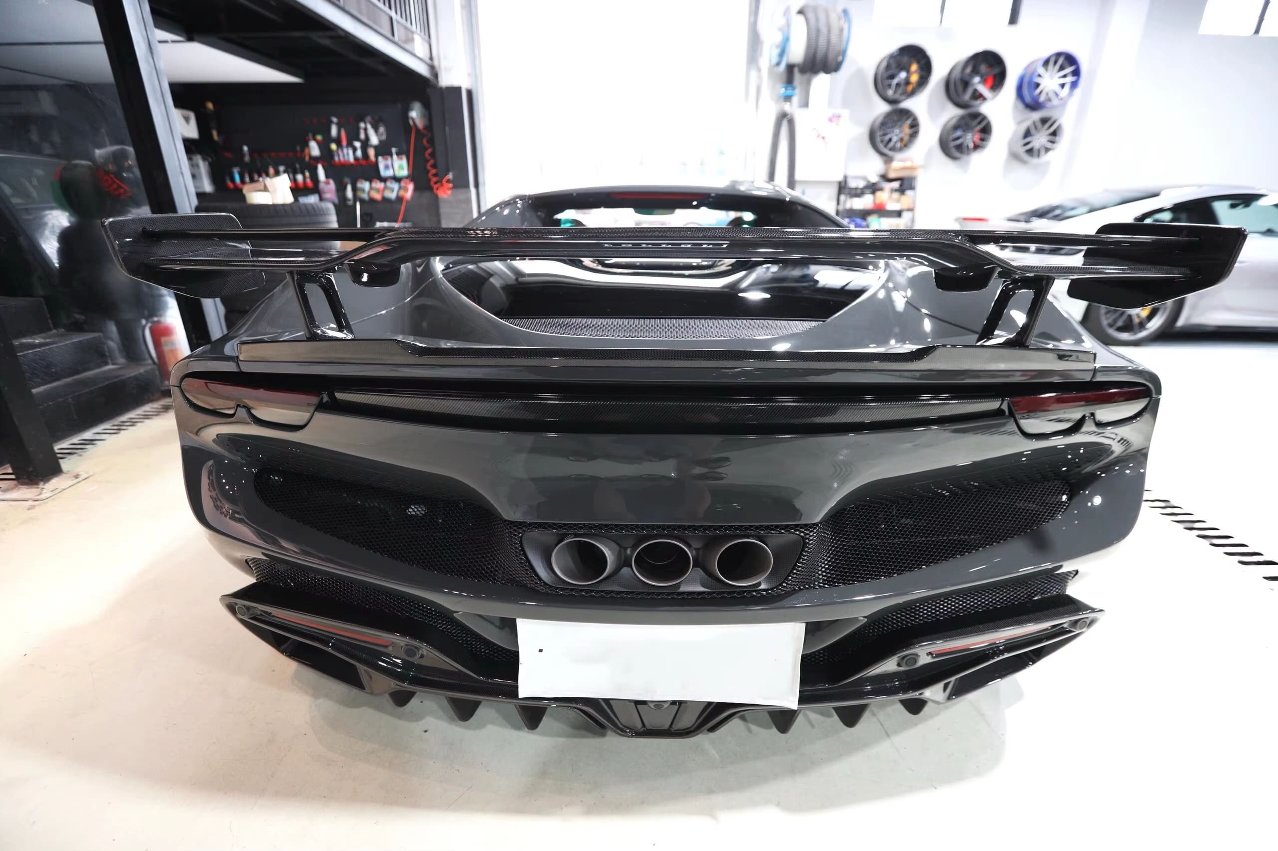 Prepreg Carbon Fiber Rear Spoiler Wing - Ferrari 296