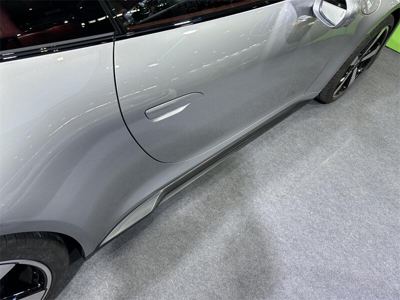 Dry Carbon Fiber 992 Side Skirts - Porsche 992 Carrera S/T/4/4S/Targa
