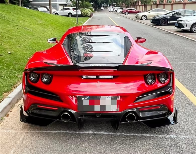 Carbon Fiber Rear Spoiler - Ferrari F8