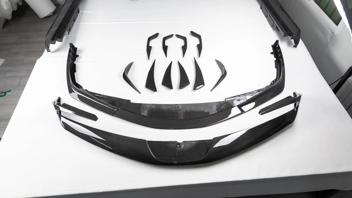 Ferrari SF90 Dry Carbon Fiber RY Style Body aero Kit