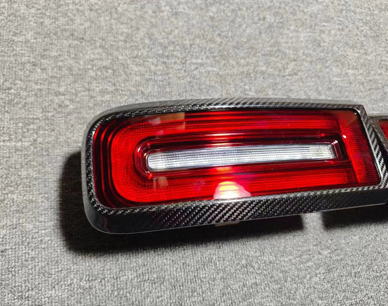 Carbon Fiber Tail Light Trim Cover - Mercedes w464 G Wagon G63