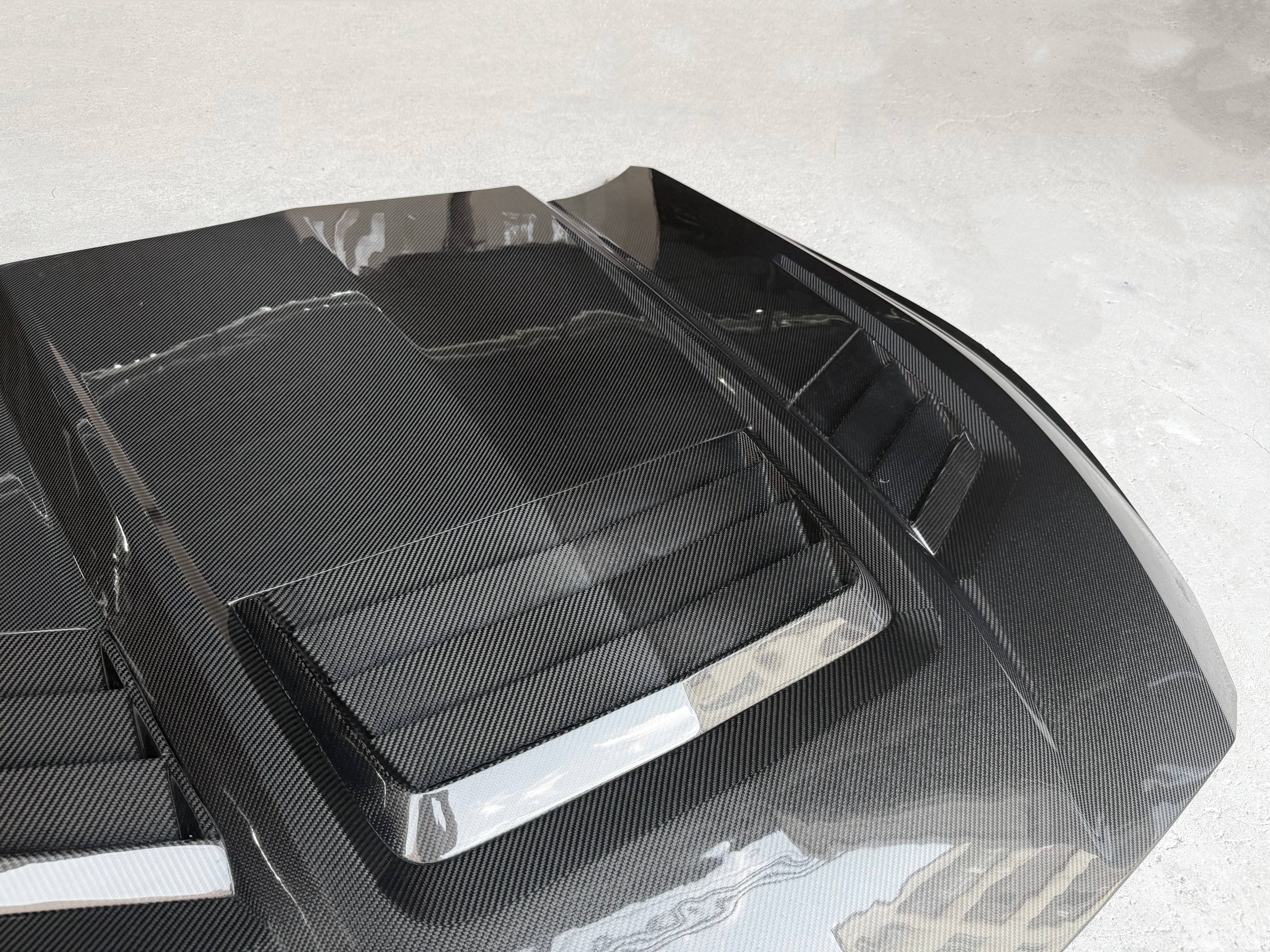 Carbon Fiber S Style Vented Front Hood Bonnet - Ford mustang 2024+