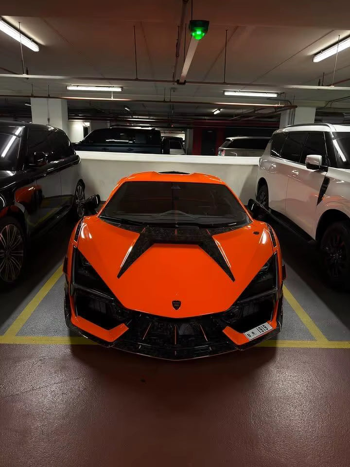 Dry Carbon Fiber MSY Style Front Hood - Lamborghini Revuelto