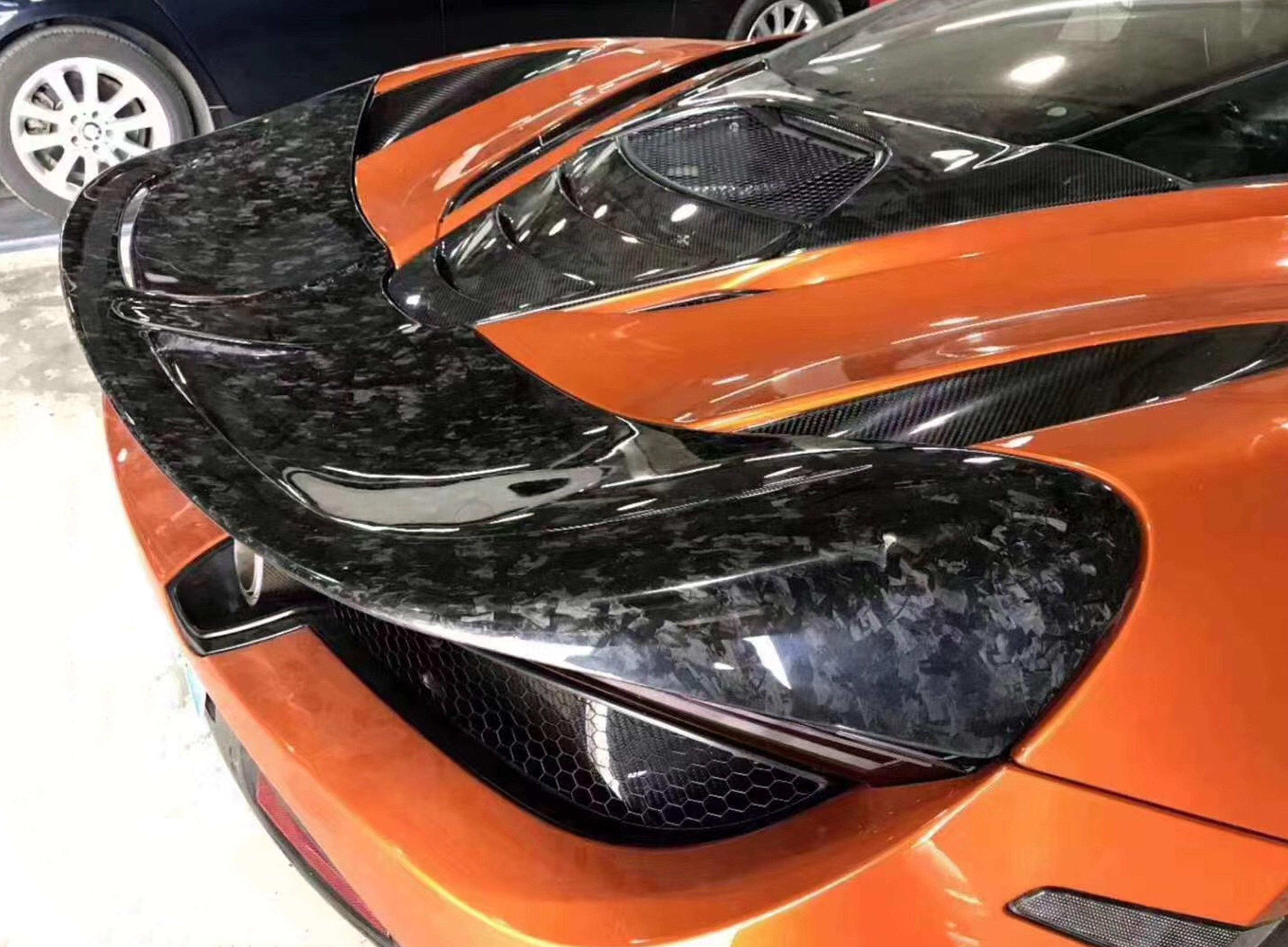 Carbon Fiber N style Rear Vented Spoiler wing - McLaren 720s