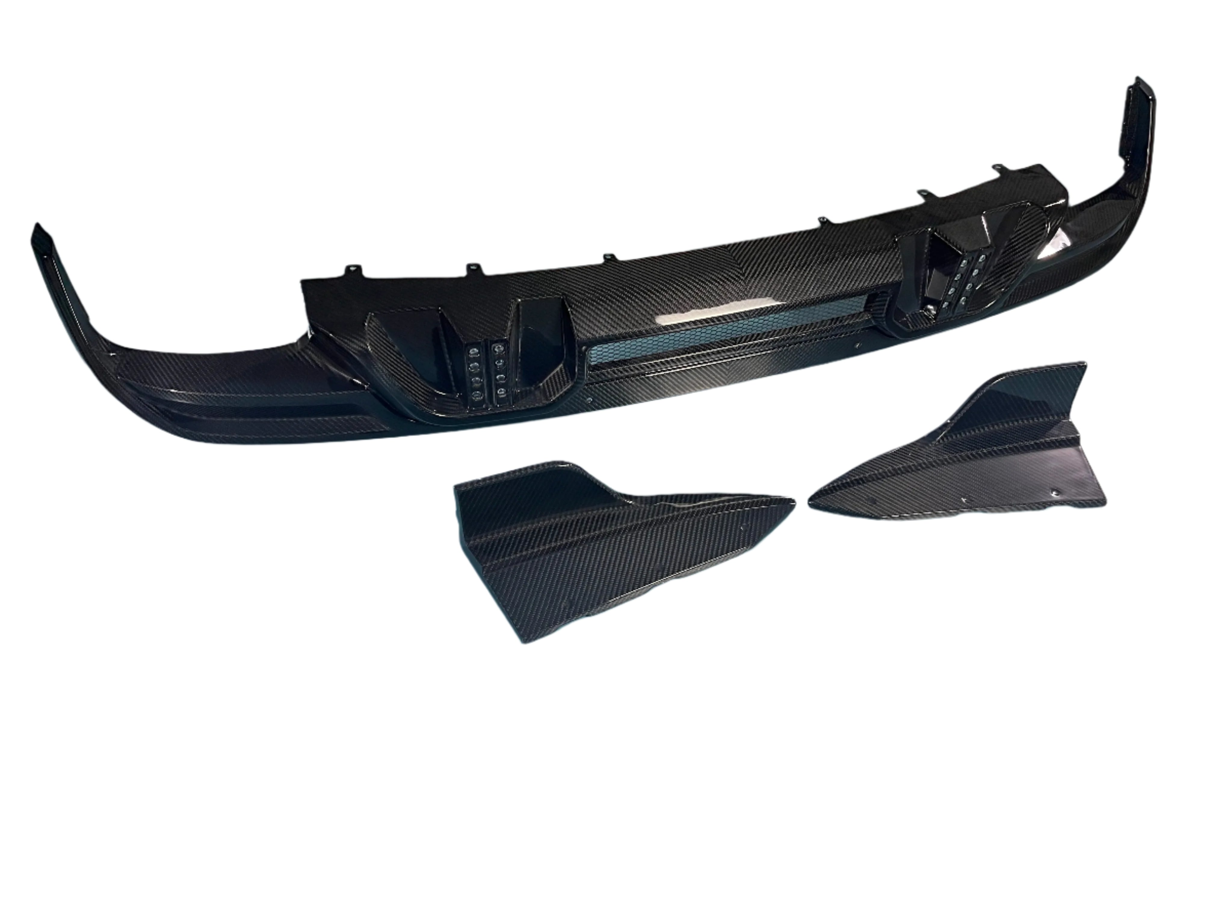 Prepreg Carbon Fiber Rear diffuser w/ LED - BMW X5M X6M