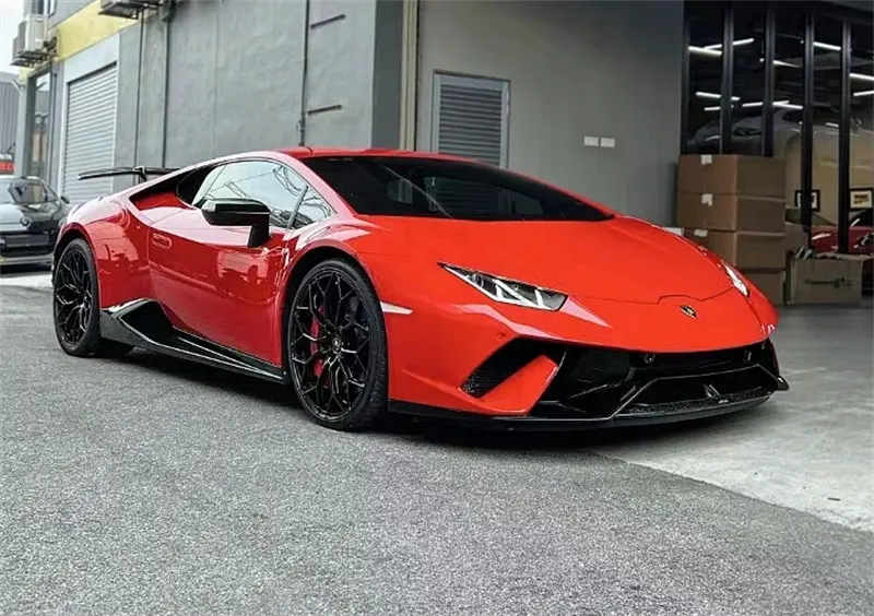 Lamborghini Huracan Carbon Fiber Performante Style Full Conversion Kit
