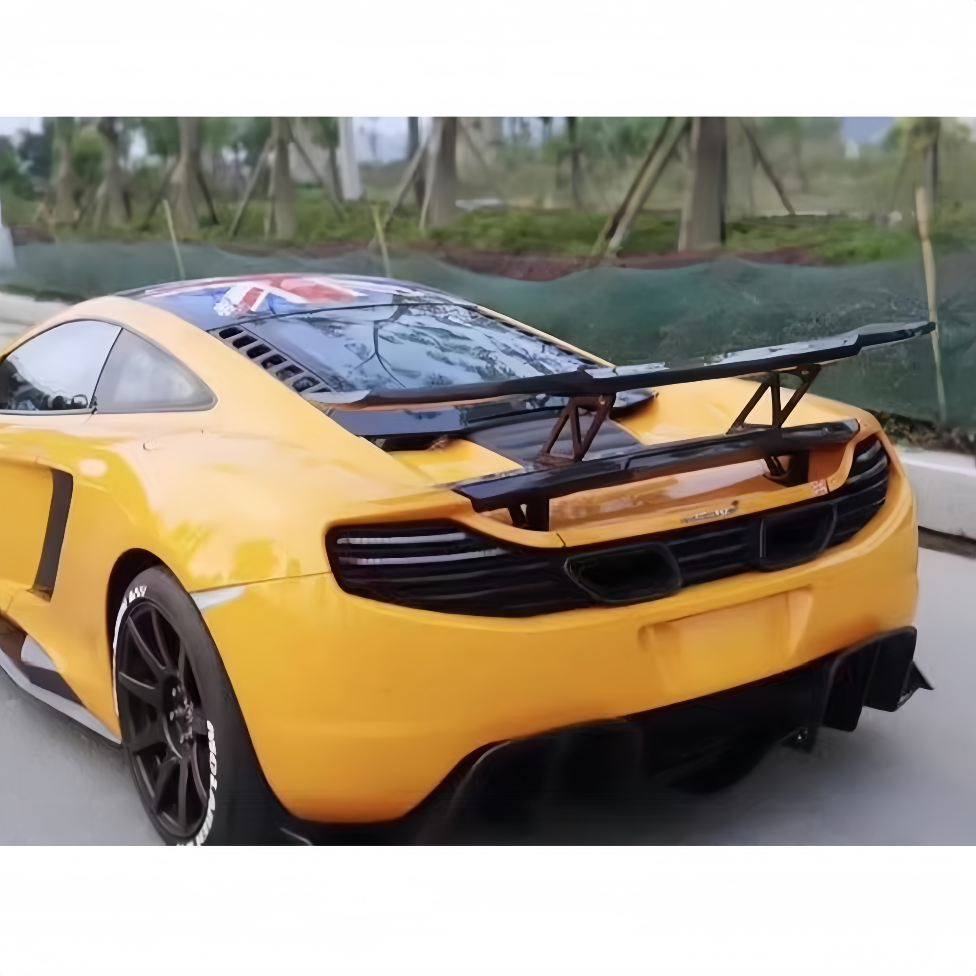 Carbon Fiber BKSS Style Rear Wing w/ base - McLaren MP4-12C 650S