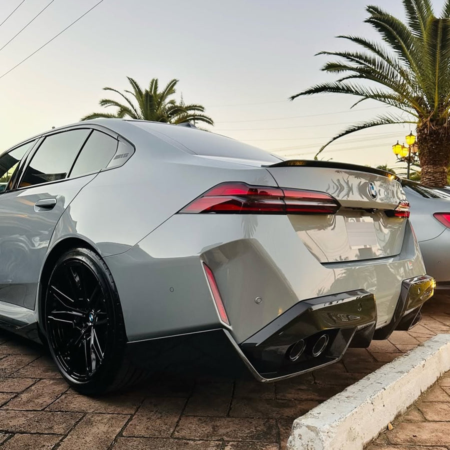 Prepreg Carbon Fiber MP Style Aero Body Kit - BMW G90/ G99 M5 2025+
