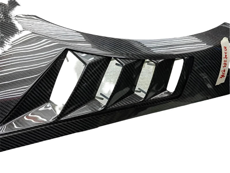 Prepreg Carbon Fiber Front Vented Fenders Replacement Set - BMW G87 M2