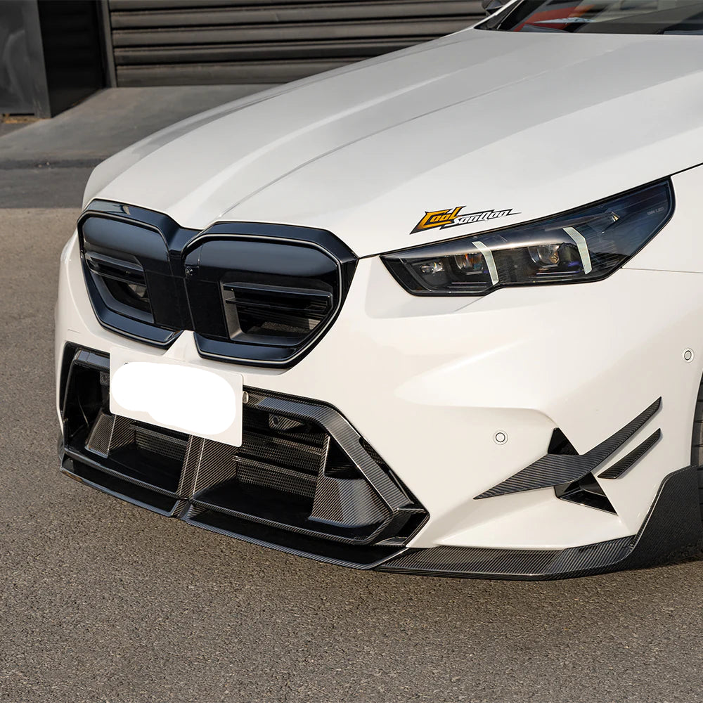 Prepreg Carbon Fiber Front Bumper Vent Center Trim - BMW M5 G90 G99