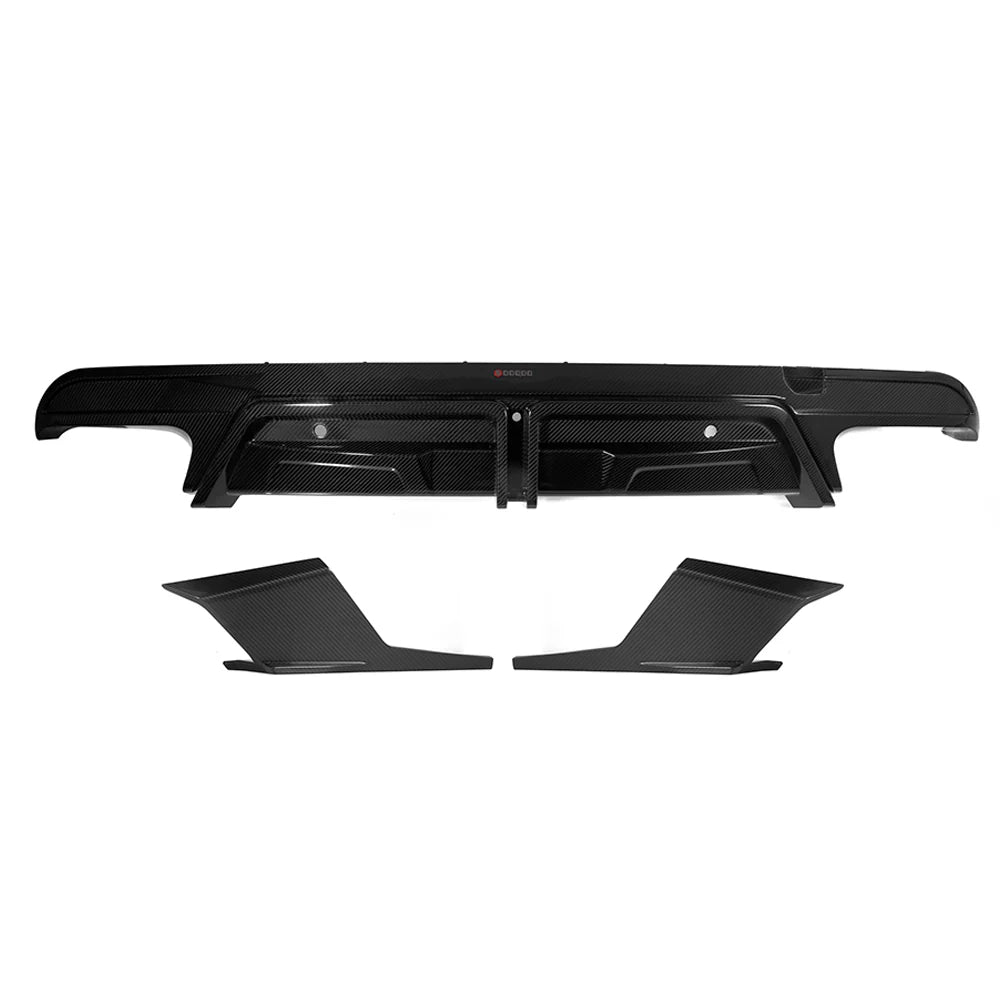 Carbon Fiber SQ Rear Diffuser W Brake Light - BMW X5M F95 LCI / G05 LCI
