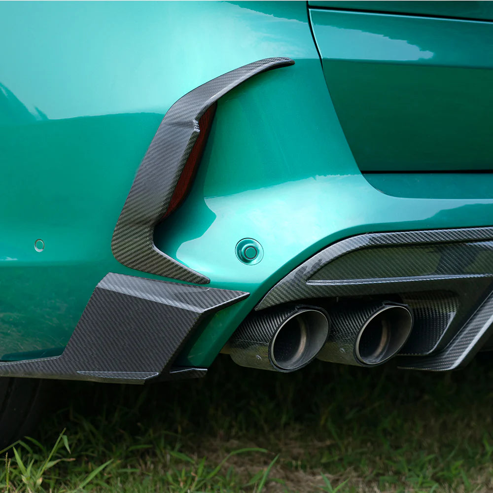 Carbon Fiber SQ Rear Diffuser W Brake Light - BMW X5M F95 LCI / G05 LCI