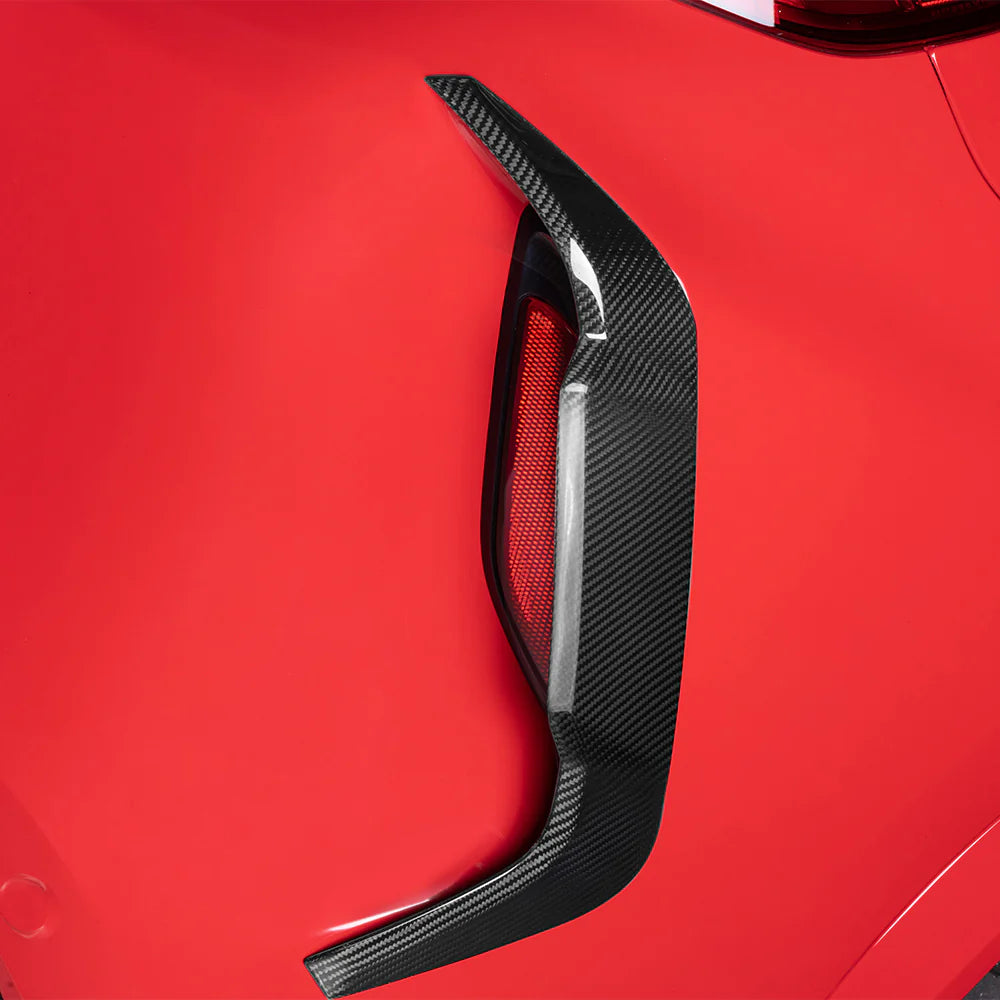 Prepreg SOOQOO Carbon Fiber Rear Corner Vent Trim - BMW X6M F96 / G06 LCI