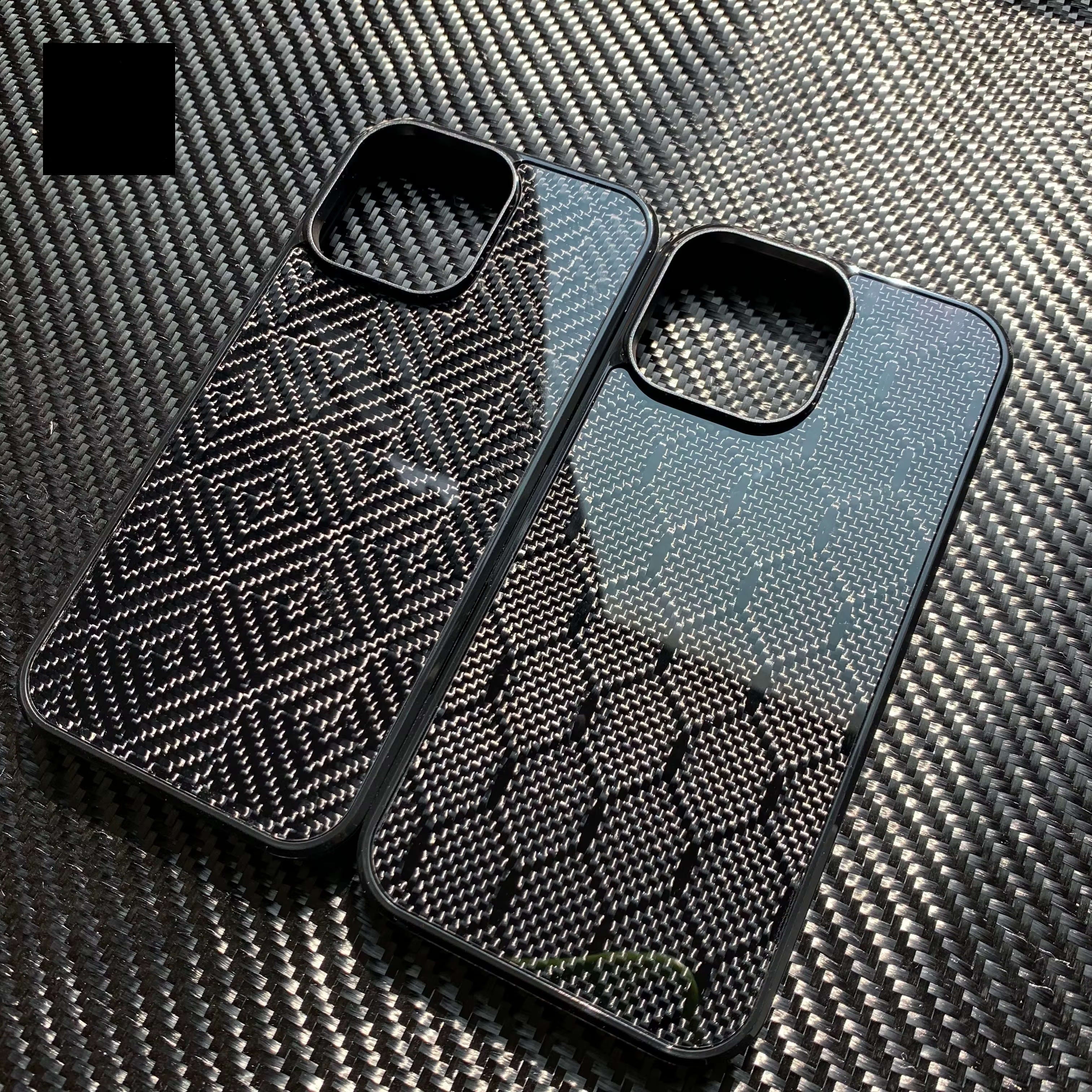 Checker Board Carbon Fiber Case w/ magsafe - Iphone