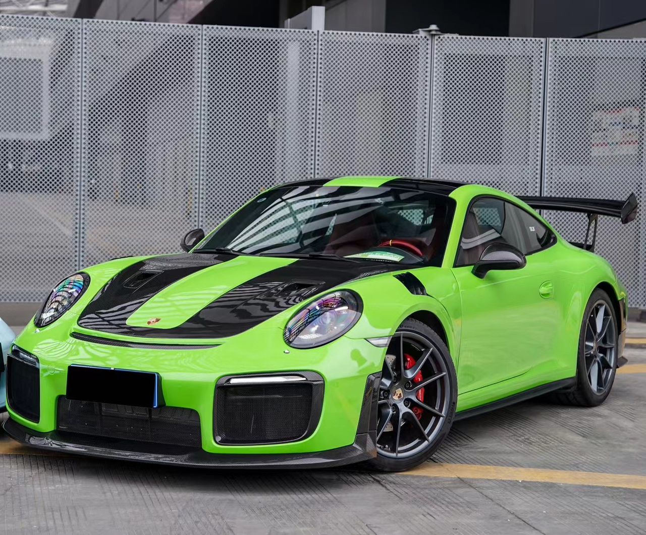 Carbon Fiber GT2RS Style Vented Hood - Porsche 911 (991) carrera / Turbo 2012-2018