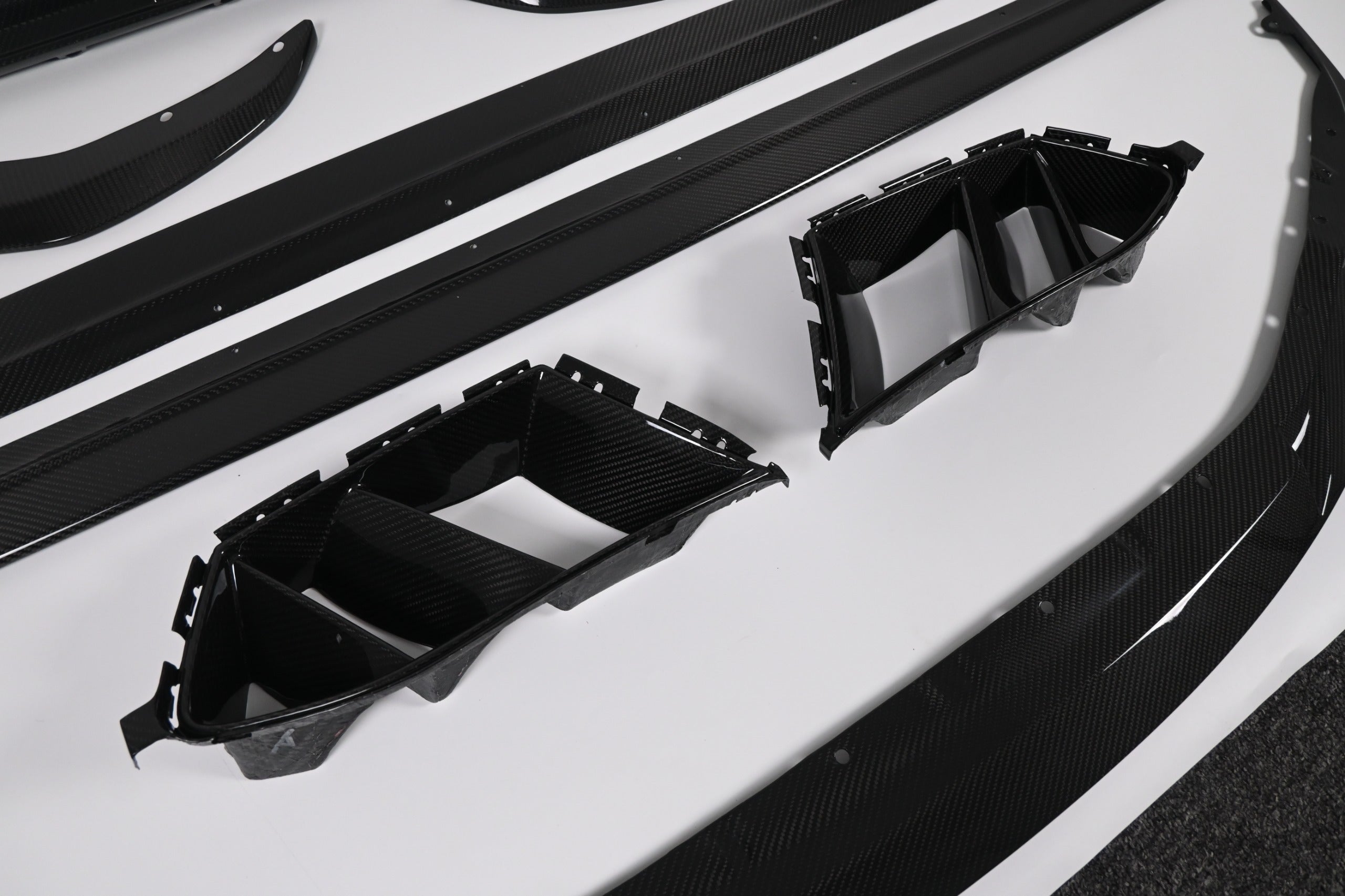 R-Style Dry Carbon fiber Aero Dynamic Kit - BMW G80 M3