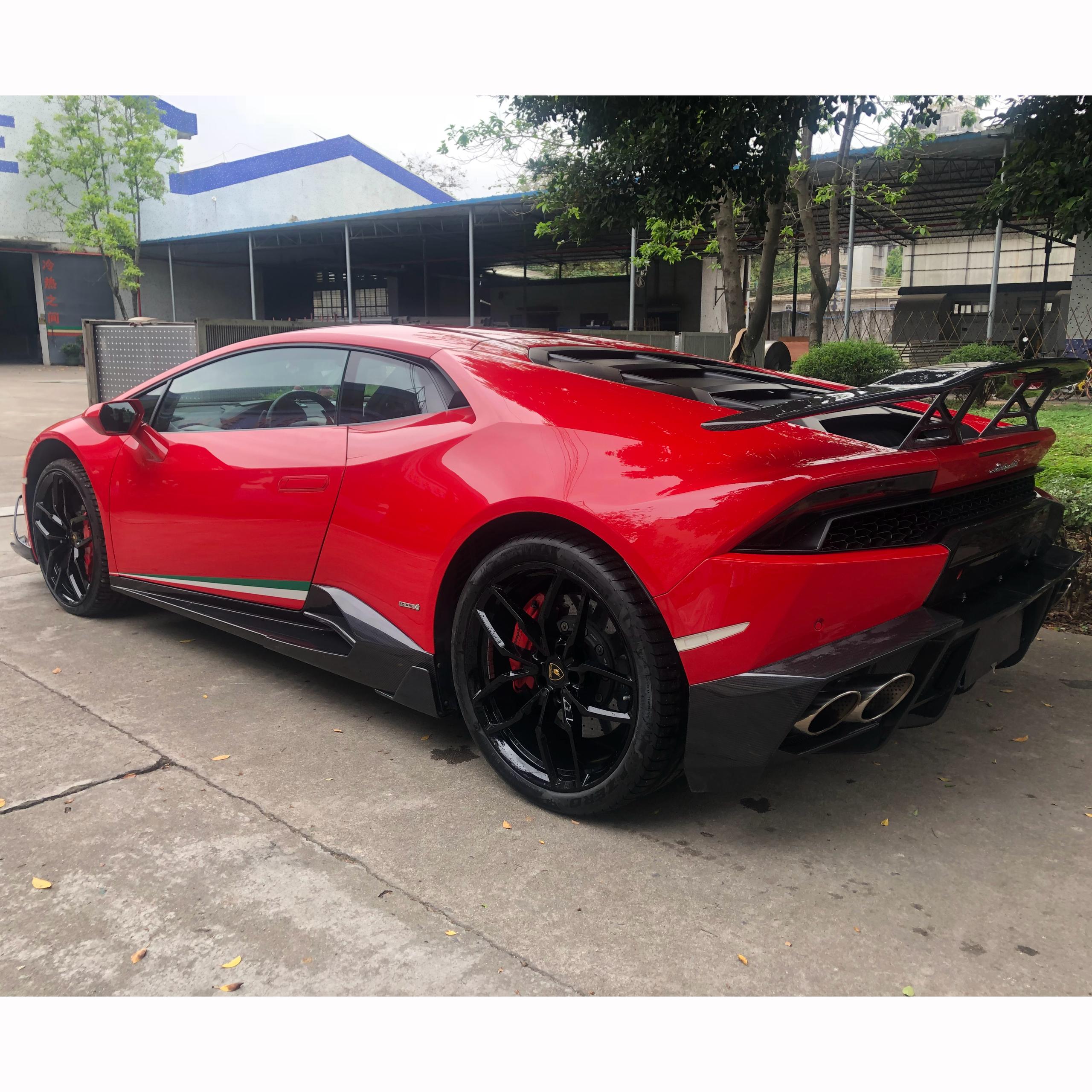Carbon Fiber M Style Rear Diffuser - Lamborghini Huracan
