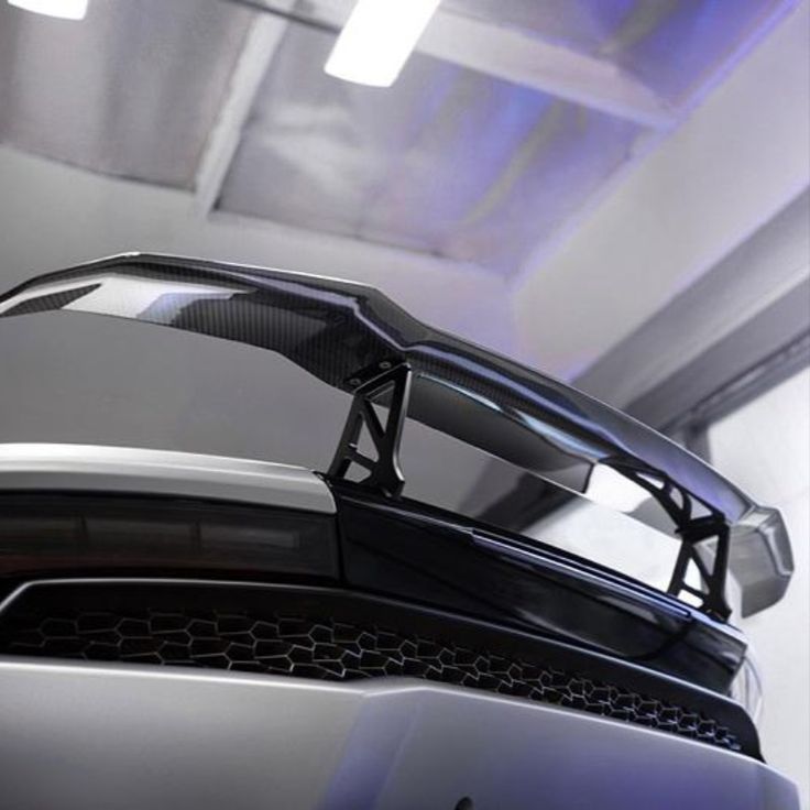 GT Carbon Fiber GT Rear Wing - Lamborghini Huracan