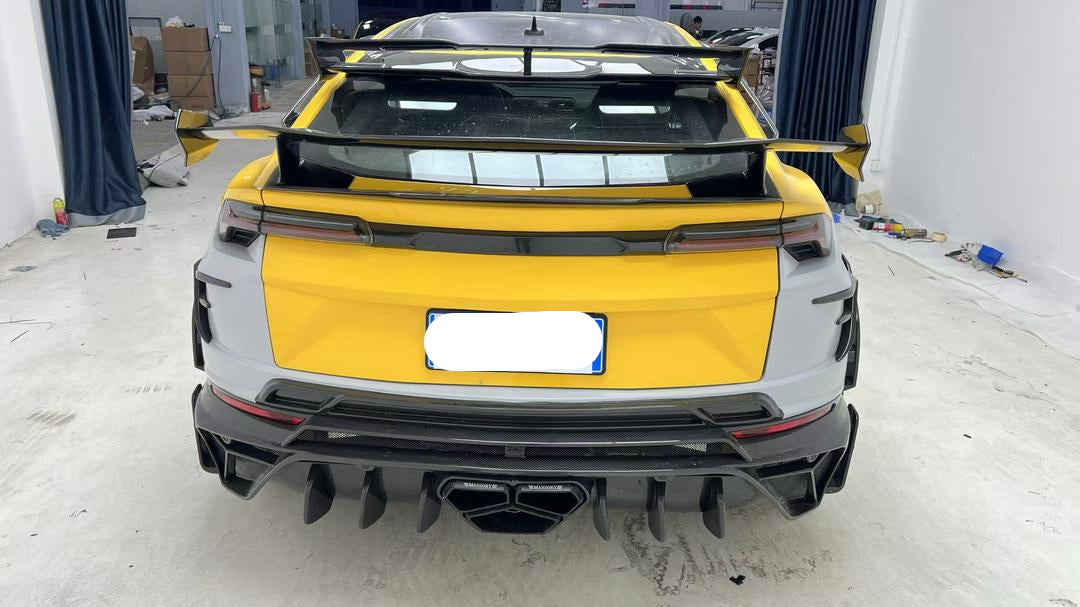 Carbon Fiber Full M Style Venatus Aerodynamic Body Kit - Lamborghini Urus S / Launch edition